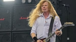 Фото Dave Mustaine назвал любимых гитаристов