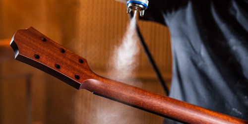 Фото Furch Guitars будет наносить антибактериальное покрытие на грифы гитар