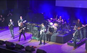 Фото Nita Strauss присоединилась к 'G3'