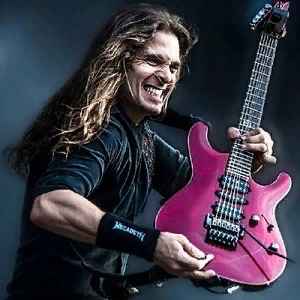 Фото Kiko Loureiro не испытывает проблем с идеями