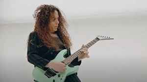 Фото Marty Friedman о нетрадиционном стиле игры