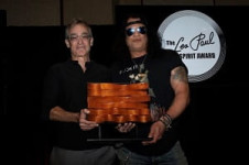 Фото Slash получил Les Paul Spirit Award