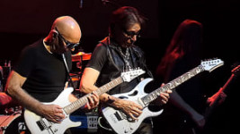 Фото Steve Vai о туре Satch/Vai