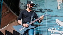 Фото Новым CEO Gibson стал Цезарь Геикян