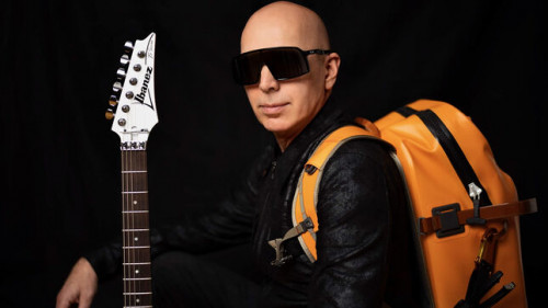 Фото JOE SATRIANI "Faceless"