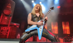 Фото Richie Faulkner: "Берегите здоровье и до скорой встречи!"