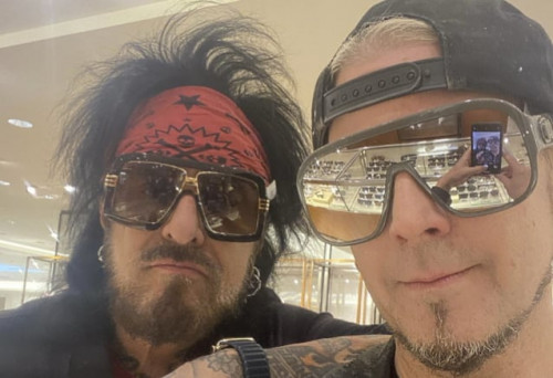 Фото Nikki Sixx: "Он соответствует всем требованиям"