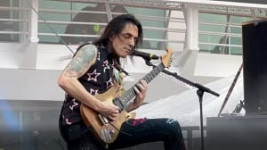 Фото Nuno Bettencourt: «Успех альбома закономерен»