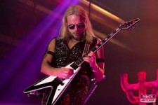 Фото Richie Faulkner: «Песни почти готовы»